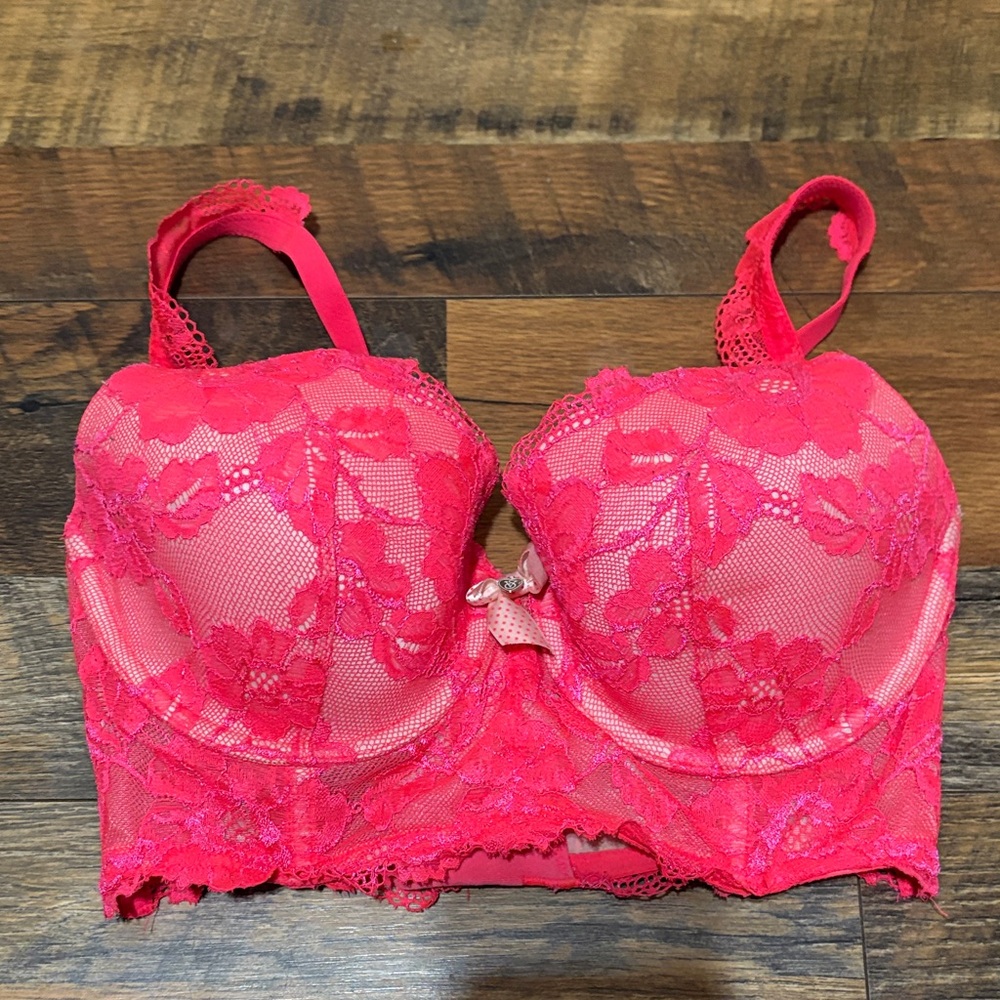 Victoria's Secret Floral Lace Bra in Bright Pink
